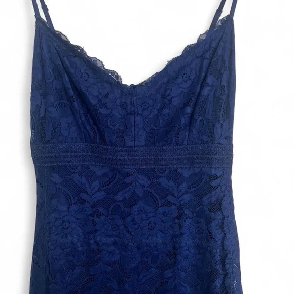 Guess Elegant Navy Blue Lace Dress 💙 - Picture 4 of 5